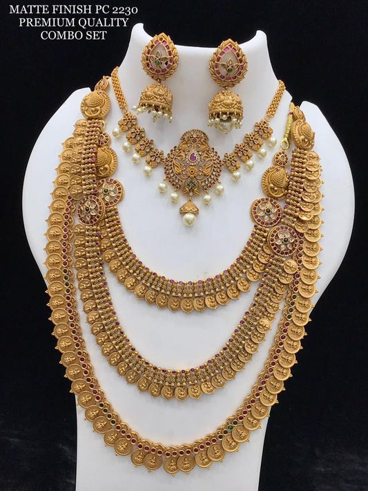 Nakashi Work Designer Necklace Set