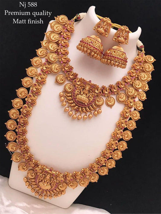 South Queen Gold Plated Necklace Set
